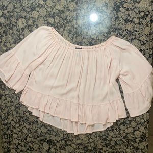 baby pink flowy top.